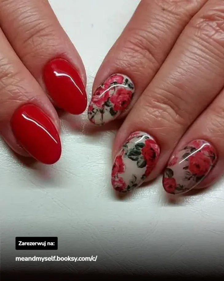 Manicure hybrydowy — czerwone paznokcie z kwiatowym wzorem — salon Me & Myself Wołomin